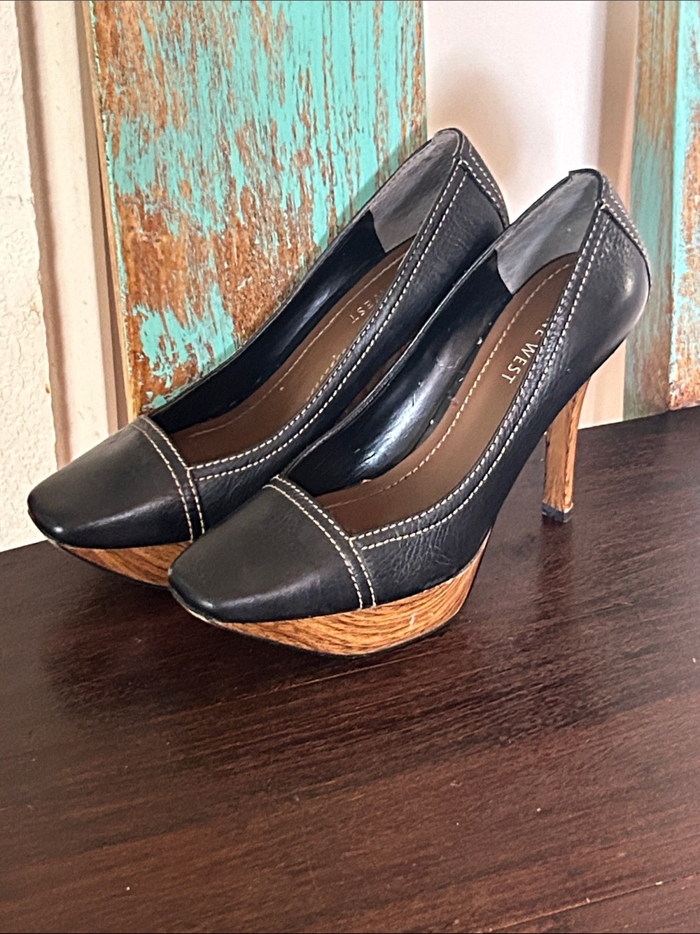 Nine West Black Wood-like Platform Heel Pumps